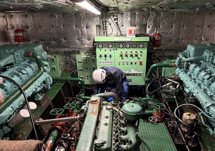 서울시, 반포대교 인근 유람선 멈춤사...