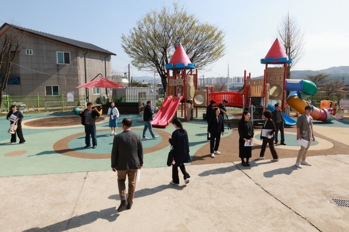 제천시의회 자치행정위원회, 시립 제천...