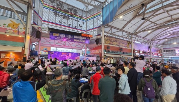 “지역 상권에 활기”…함평천지전통시장...