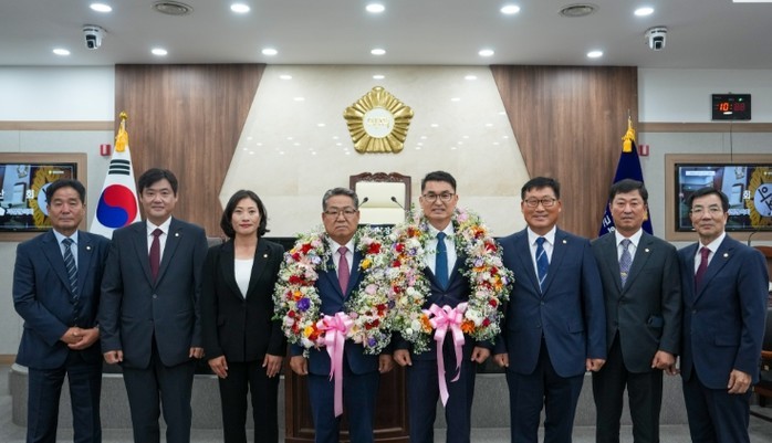 제10대 괴산군의회 개원, 김주성 의...