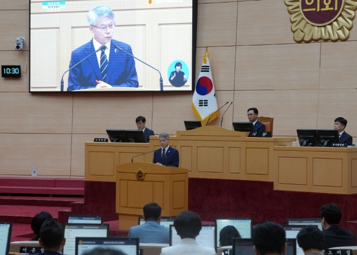 민형배 특별시장, 취임 후 첫 시정연...