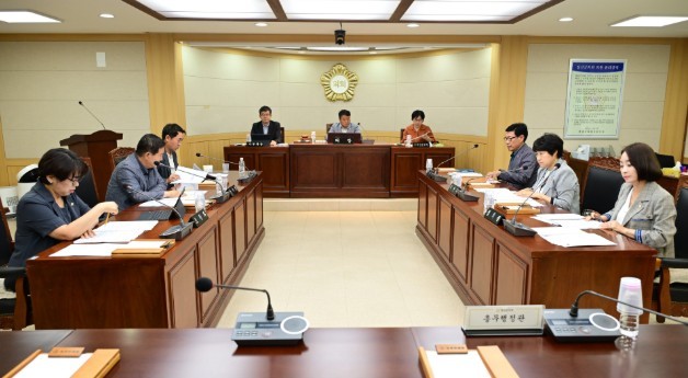제10대 정선군의회, 첫 의원 간담회...