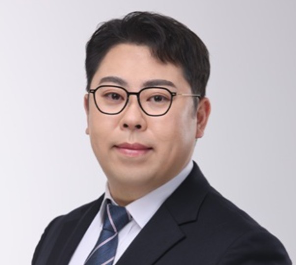 "'검토한 적 없다&...