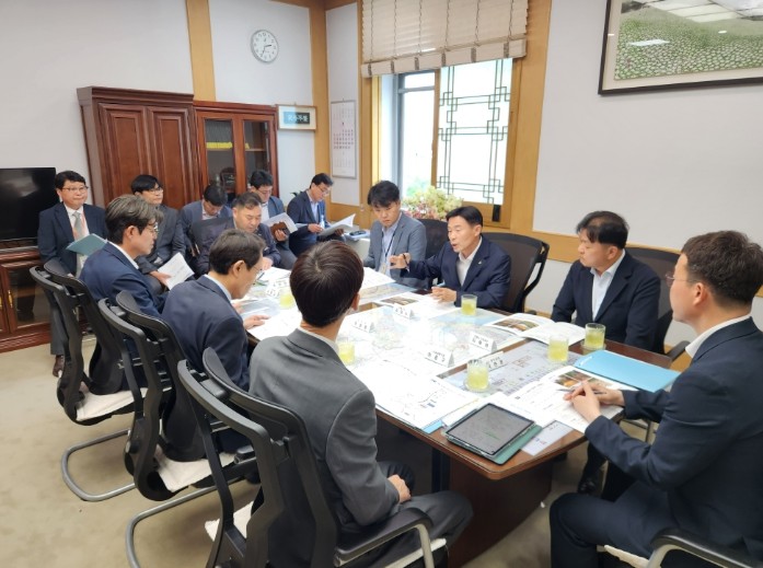영월군, 지역 현안 해결 위해 전방위...