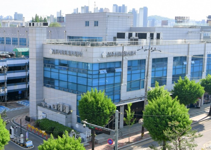 청주시의회, 최영중 의원 사직서 즉시...