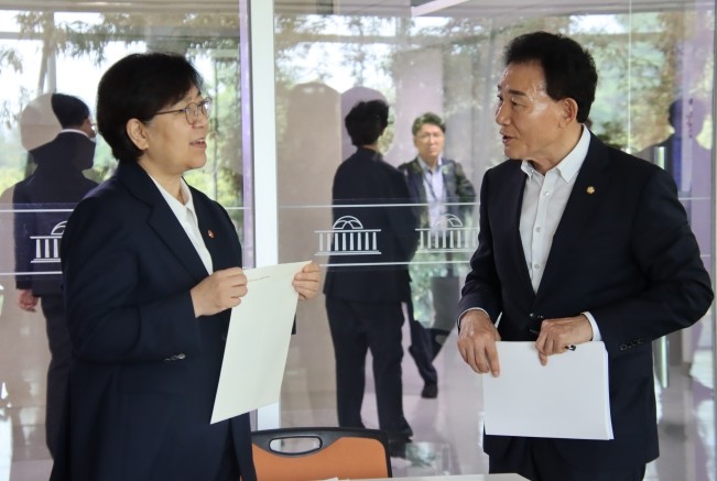 정은경 장관 만난 박용갑, 충남대병원...