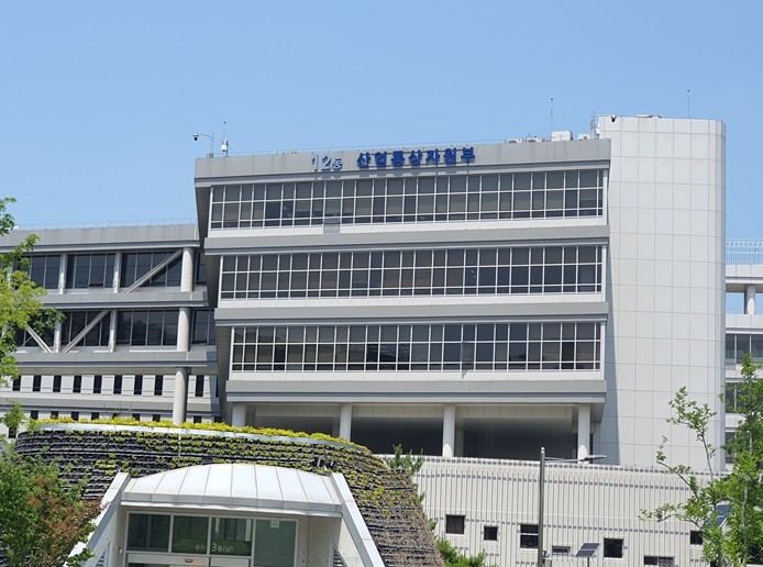 산업통상부, AI·로봇으로 미래 국방...