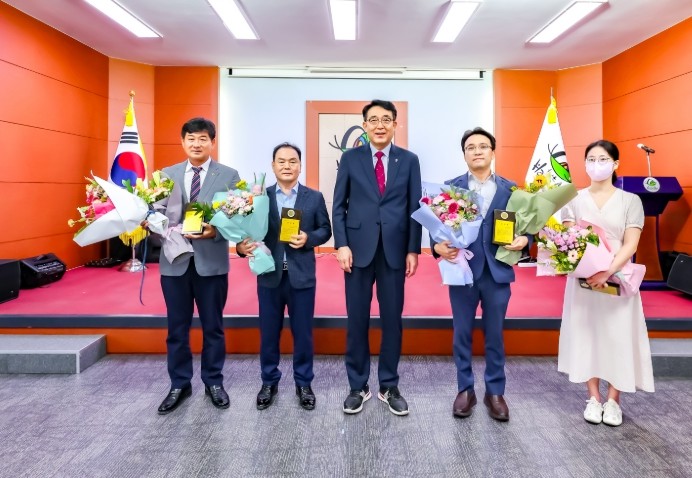 함안군, ‘소통’과 ‘혁신’으로 채운...