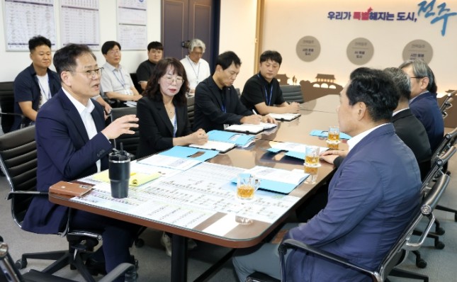 대도시권광역교통위원회 위원장, 전주 ...