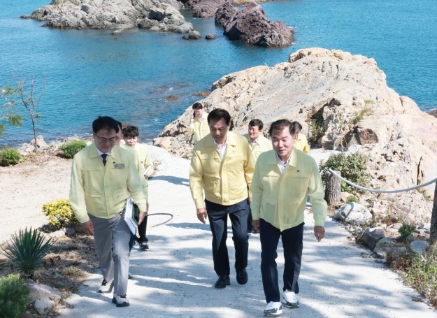 고흥군의회, 금산면 대취도 선착장·부...