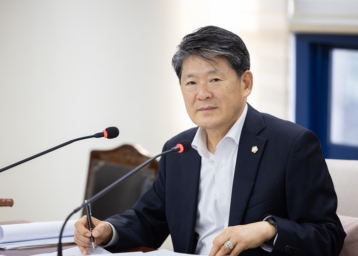 서울 강서구의회 김희동 위원장 대표발...