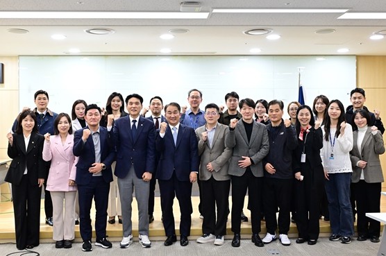 서울시의회 국민의힘 대표단, TBS ...